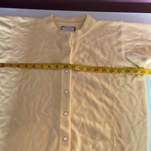 Vintage Carroll Reed Light Yellow Cardigan, Size M - Picture 12 of 12